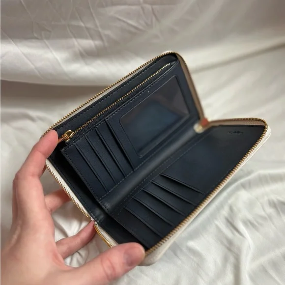 Vintage Coach Long Zip Around Signature Canvas Wallet - Picture 3 of 3